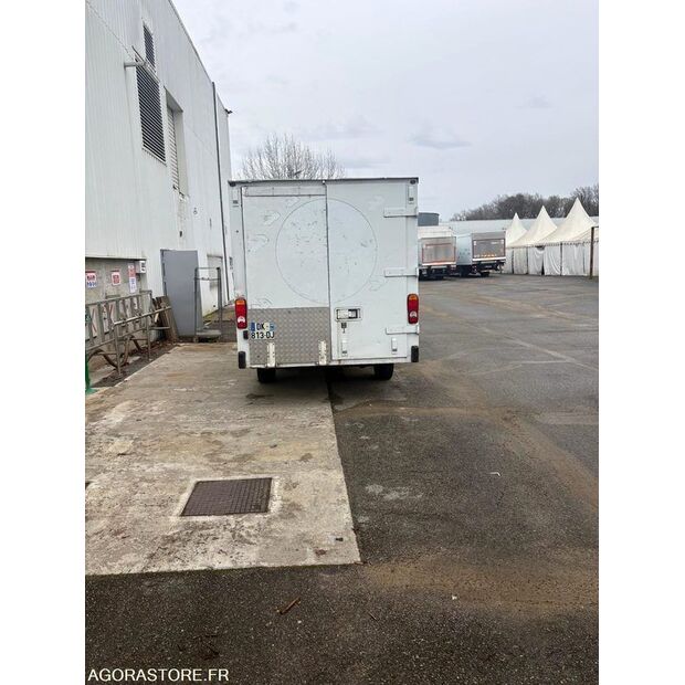 2014 رينو Master-44555722