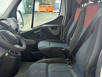 2014-renault-master-1398333-44555726