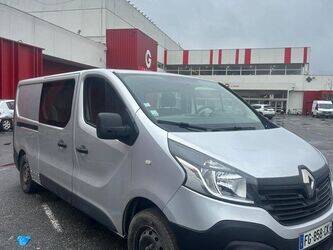 2019-renault-trafic-1398334-44555730