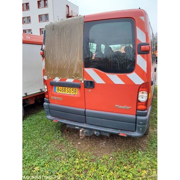 2006 رينو Master-44555736