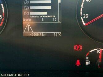 صورة ل شاحنات النفايات 2013 سكانيا P280