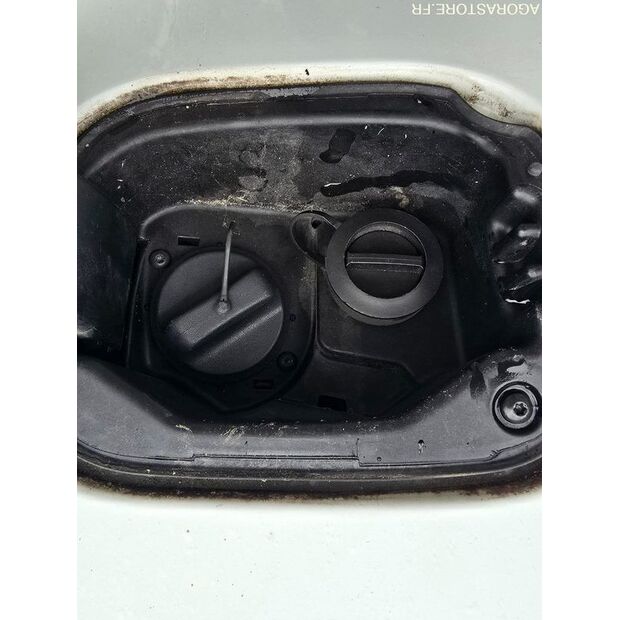 2011 رينو Clio-44555816