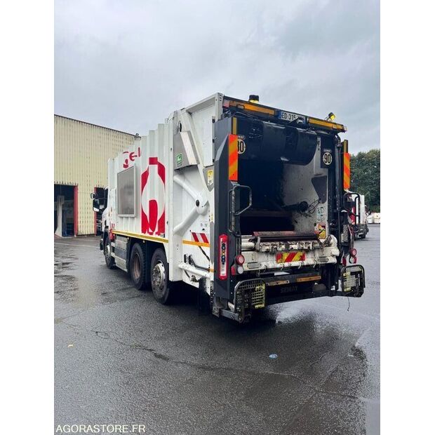 2016 Scania P280-44555920