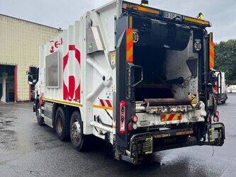 صورة ل شاحنات النفايات 2016 سكانيا P280