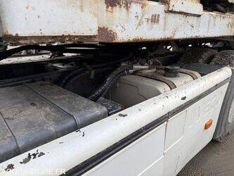 2012-iveco-440s46-44555950