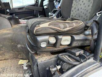 2012-iveco-440s46-44555952