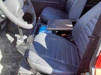 2005-land-rover-defender-1398368-44556016