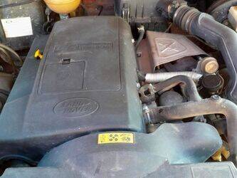 2005-land-rover-defender-1398368-44556029