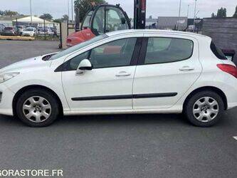 2011-peugeot-308-1398370-44556035