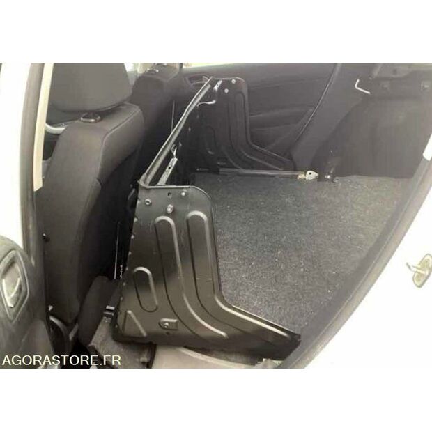 2011 بيجو 308-44556044