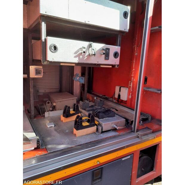 1997 رينو S150-44556070