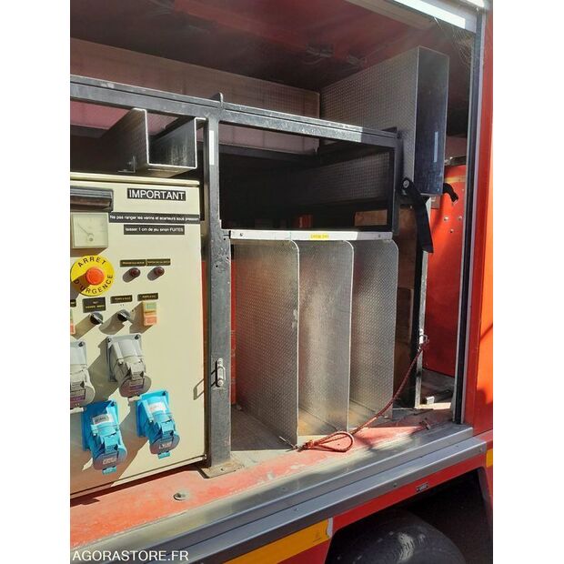 1997 رينو S150-44556074