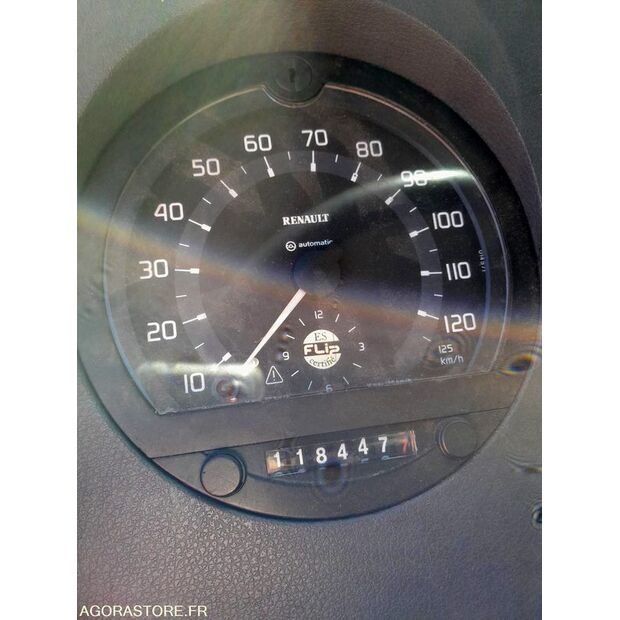 1997 رينو S150-44556083