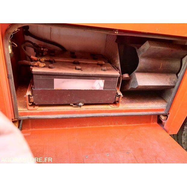 2001 رينو M210-44556121