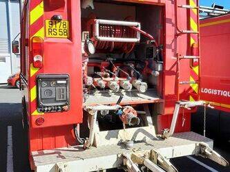 2001-renault-m210-1398376-44556128