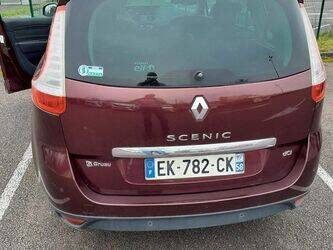 2017-renault-megane-1398377-44556136