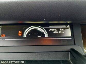 2017-renault-megane-1398377-44556143