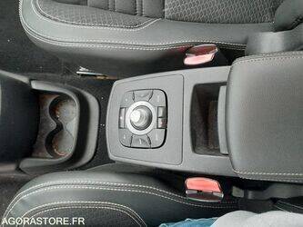 2017-renault-megane-1398377-44556145