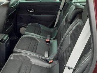 2017-renault-megane-1398377-44556146