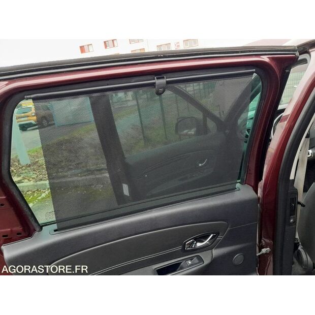 2017 Renault Megane-44556147