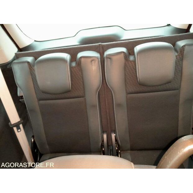 2017 Renault Megane-44556151