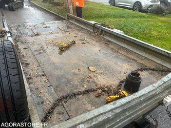 2009-jcb-8025-44556176