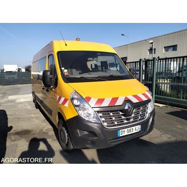 2016 رينو Master-44556179