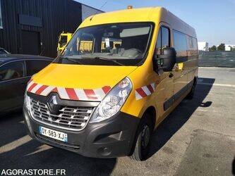 2016-renault-master-1398381-44556180