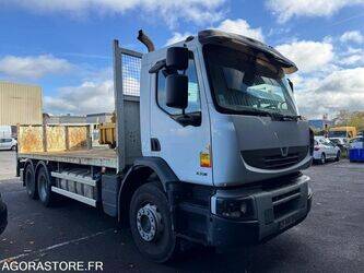 2012-renault-premium-1398384-44556191