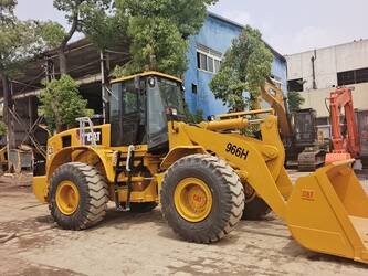 Image de CHARGEUSES SUR PNEUS 2024 Caterpillar 966H