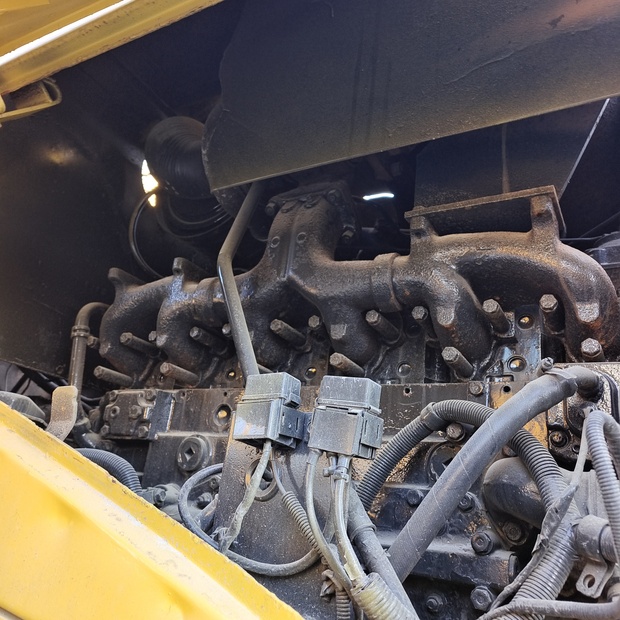 2023 كوماتسو WA470-44556602