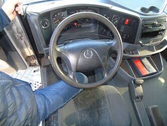 2008-mercedes-benz-axor-1840-1398423-44557029