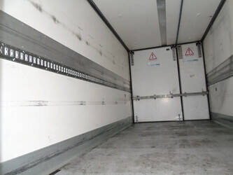 2014-mercedes-benz-antos-1924-1398424-44557070