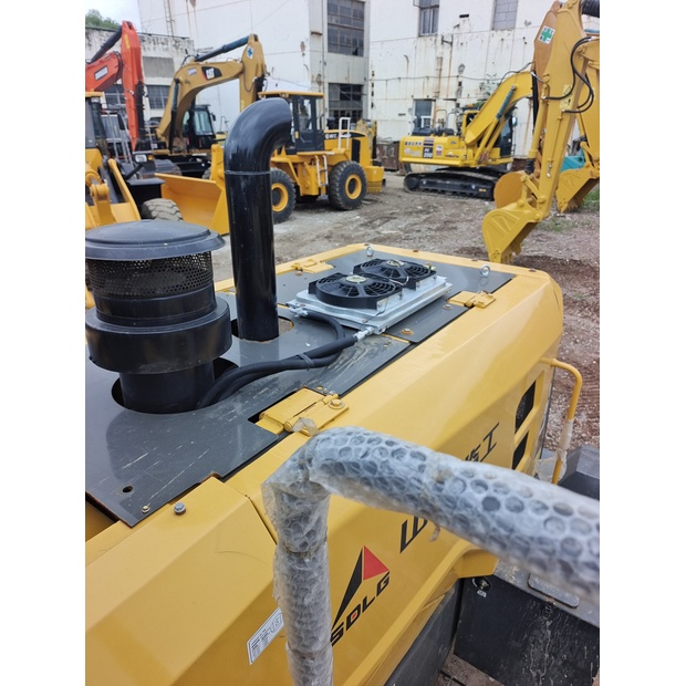 2023 SDLG LG956F-44557580