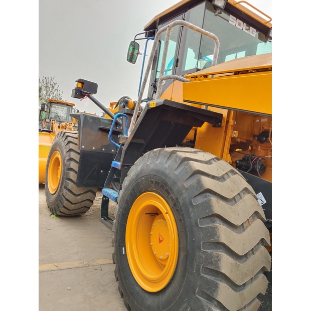 2024 SDLG LG956L-44557627