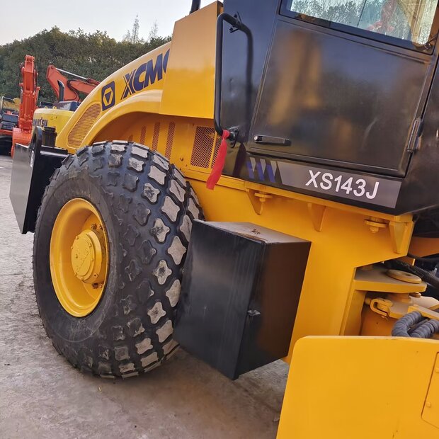 2024 اكس سي ام جي XS142J-44557883