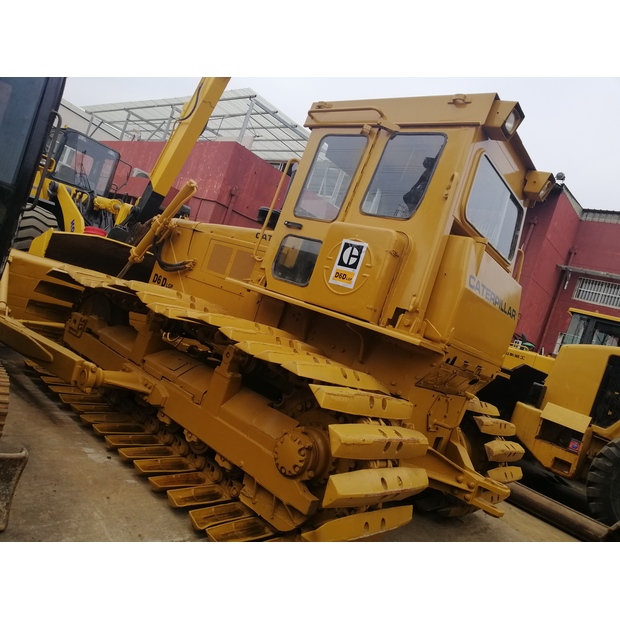 2024 كاتربيلر D6D-44558093