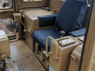 2024-caterpillar-d6d-44558124