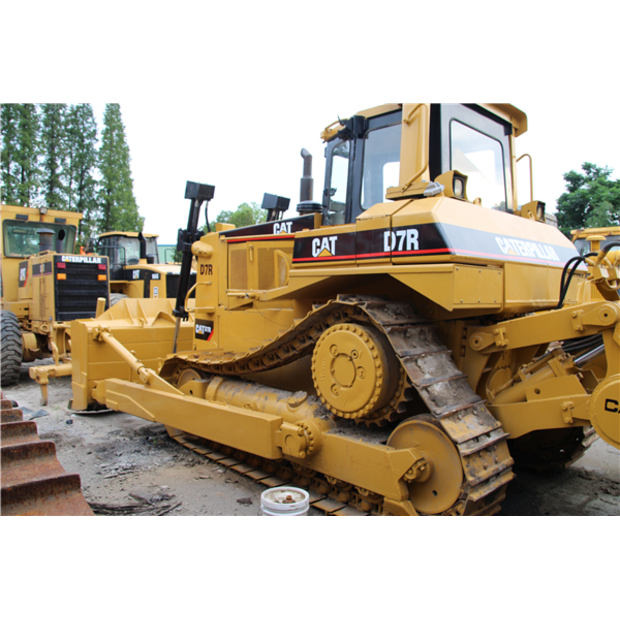 2024 كاتربيلر D7R-44558186