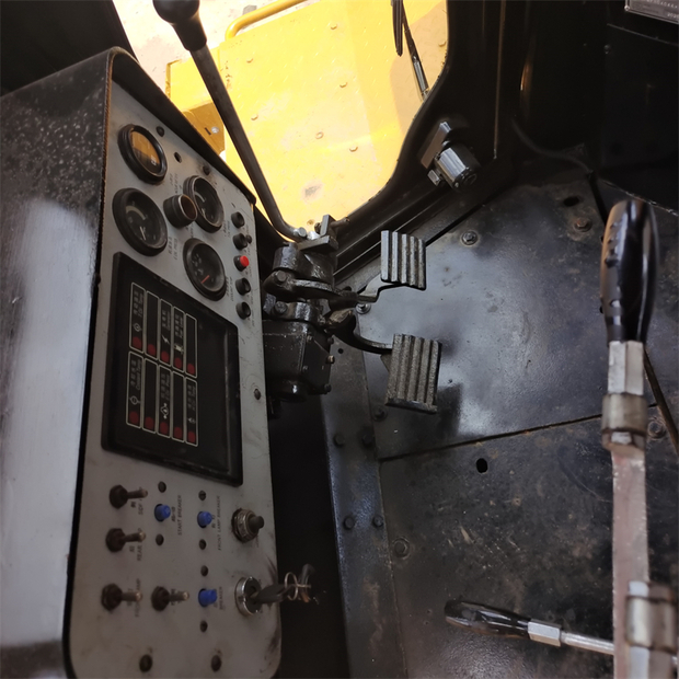 2023 كاتربيلر D8R-44558345