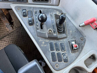 2013-volvo-a30f-1398497-44558889