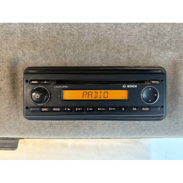 2013 فولفو A30F-44558892