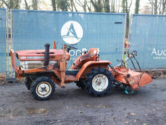 Image de TRACTEURS KUBOTA ZB1200 À vendre à Émirats arabes unis