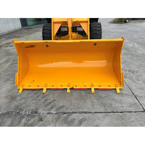 2025 Blanche TW36-44561012