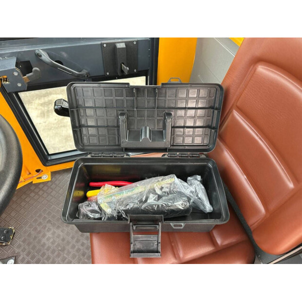 2025 Blanche TW36-44561073