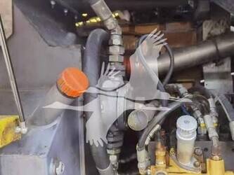 2011-atlas-copco-roc-l8-30-44571526