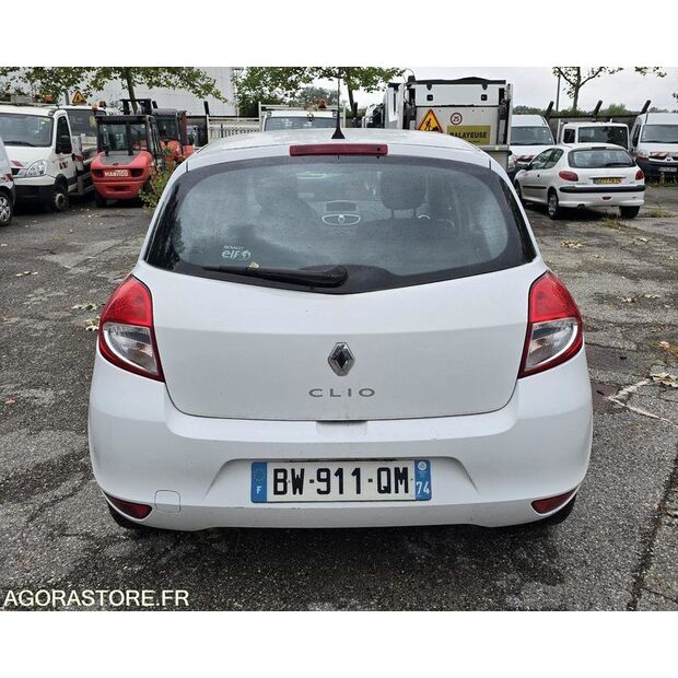 2011 رينو Clio-44575074