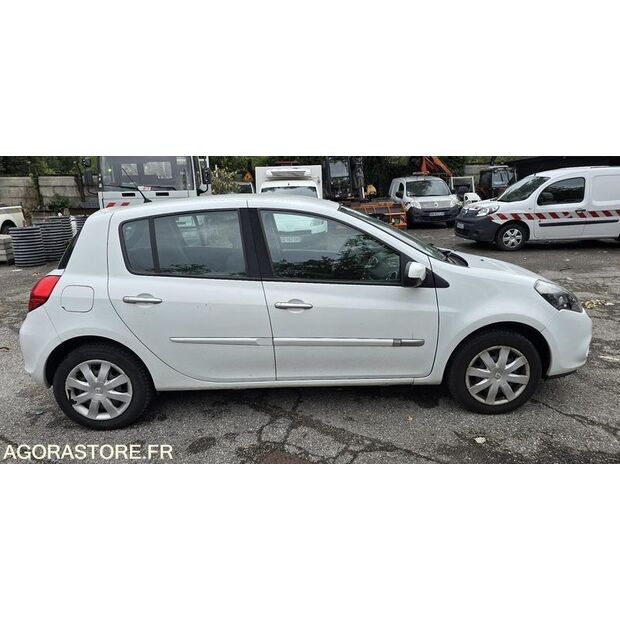 2011 رينو Clio-44575091