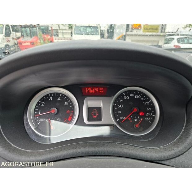 2011 رينو Clio-44575111