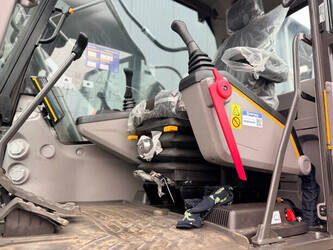 2025-volvo-ec210-1397326-44575837